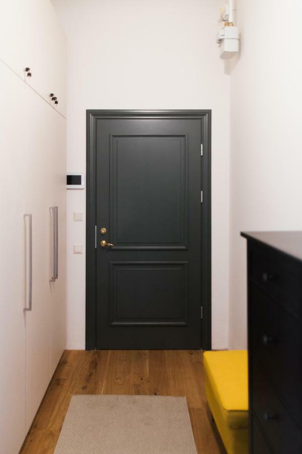 公寓 New, Modern Near Center