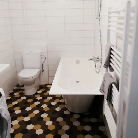 New, Modern Apartment Near Riga Center Eksteriør bilde